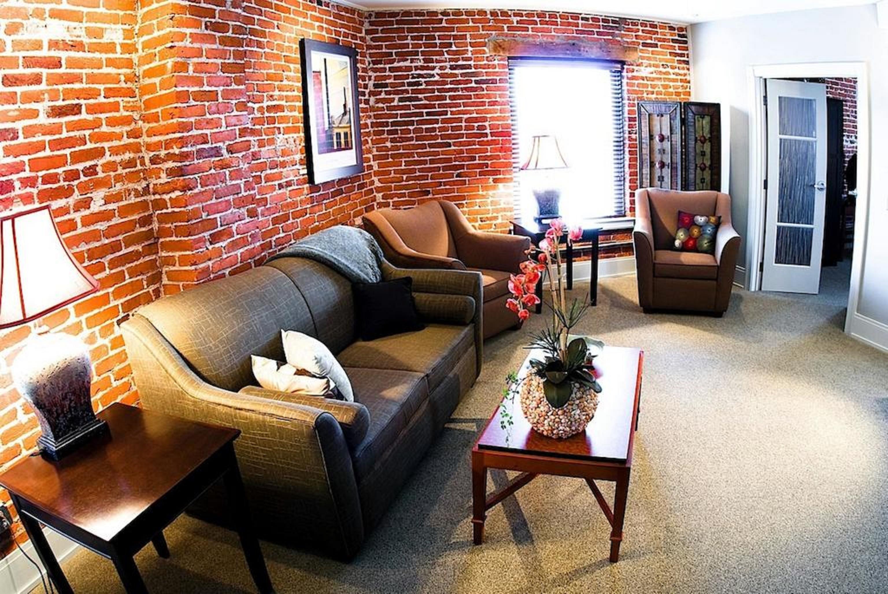Arts Hotel 3*